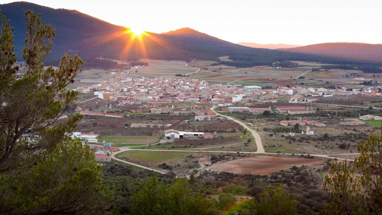 בית הארחה Talayuelas  	La Casa Grande מראה חיצוני תמונה